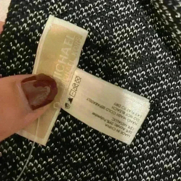 Michael kors nwt leopard print scarf holiday silver and black - Picture 11 of 14